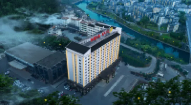 Fenghuang Yinhe Hotel (Fenghuang Ancient Town Branch) - Spa