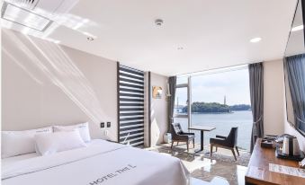 Hotel the L