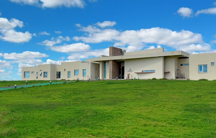 RESORT HOTEL M