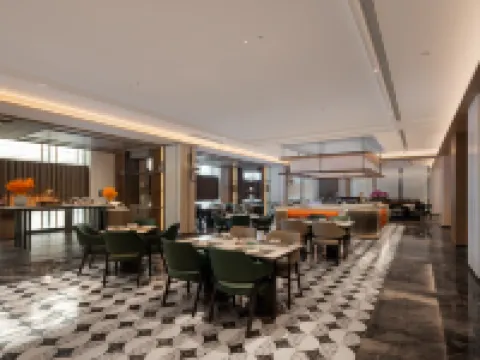 Sheraton Jiujiang Hotels in Jiujiang