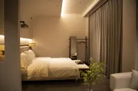 Pine Ravine Cottage Hotels in Heqing