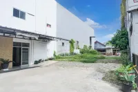 Hotel O TAKANA Homestay Pringsewu Hotels in Pringsewu