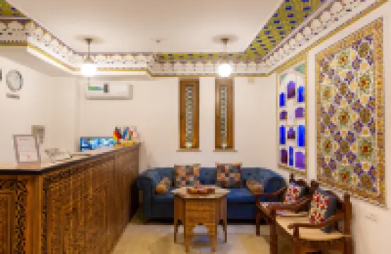 Hotel Iman