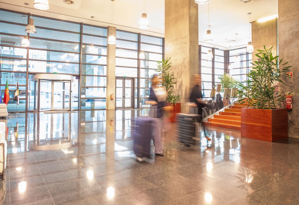 VIP 이그제큐티브 아츠 호텔 로비