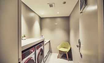 Motel 168 (Shanghai Jinshajiang Road Daduhe Road Metro Station)