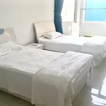 Lüwan Zhiweiju (Zhenping)