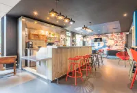B&B Hôtel Marseille Bonneveine - Swimmingpools