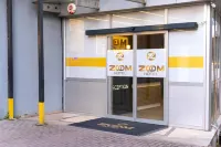 Zoom Hotel Hotels in 
