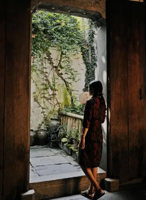 MingXun·MingXunTang Hotel in zona Guzhang Folklore Garden