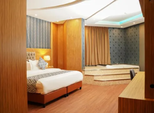 Palette Luxury Credi Hotel