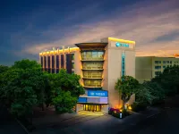 HanTing Hotel (Chengdu Wuhou Temple Hongpailou Subway Station) Hotel in zona Shuixian Street