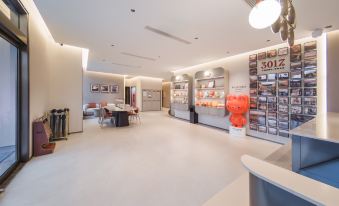 Shankee Hotel (Datong South Railway Station Fantawild Adventure)