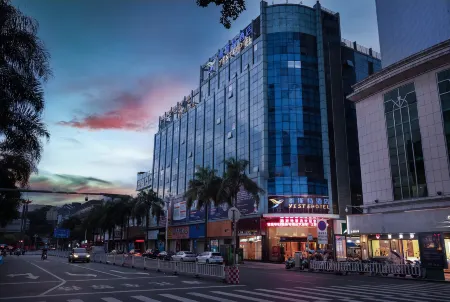 Yeste International Hotel (Yong'an Daronshu) Отели рядом со станцией Yongannan Railway Station