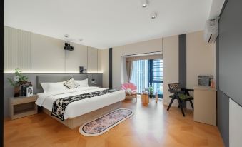 TripPlus holiday Hotel (Xiamen Exhibition Center Guanyinshan Square Hecuo Subway Station Branch)