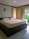 Lung Pod 9 Resort