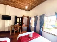 That Luang Place House - Homestays