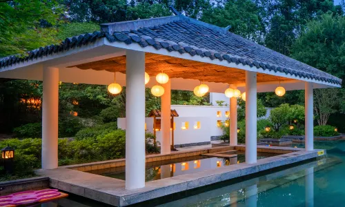Shumyip Hot Spring Hotel