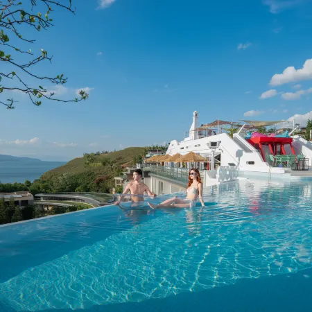 SuQing QingZhou Cliffside Resort