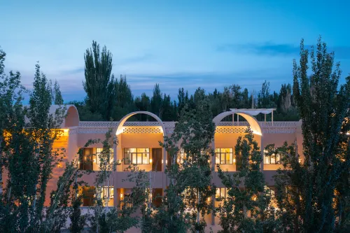 ShiShanYue hotel Dunhuang