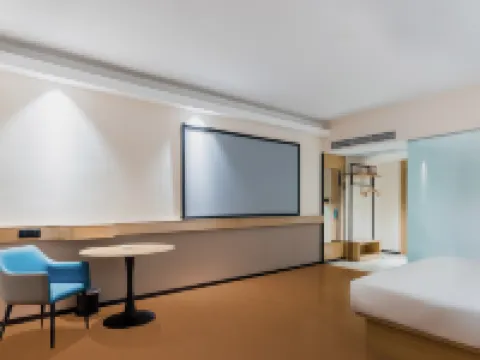 โรงแรมซิตี้ คอมฟอร์ต อินน์ (สถานีขนส่งน้ำก้าว ไคผิง เจียงเหมิน)