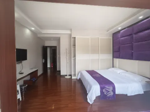 梵淨山聚賢山荘