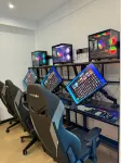 No. 7 E-Sports Hotel (Wuling Nightless City)