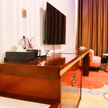 Gertse Shengjie Grand Hotel
