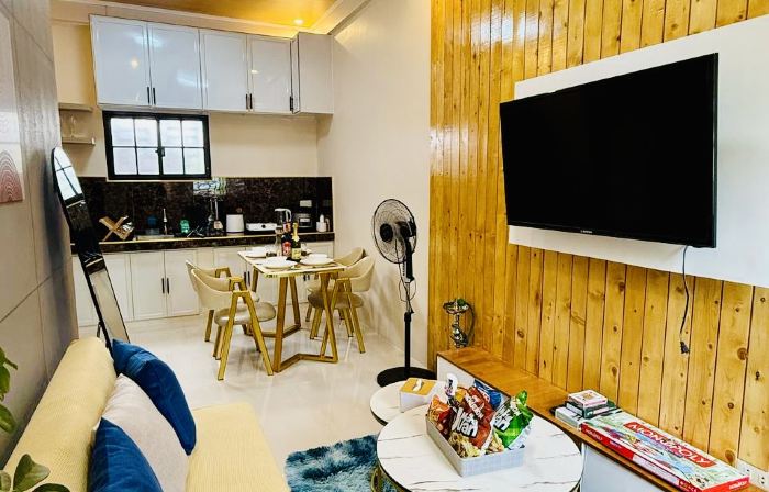 FYLL Homes Suite near Hulugan Falls & Caliraya Lake with Free Parking