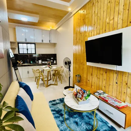 Ysabella Suite Calvario  St. - Cavinti Town Proper