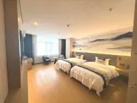 Riverside Smart Hotel (Guomen Scenic Area Port)