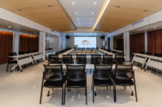 Liangjiang Yunsu (Lechang Huangluohuahai Store)