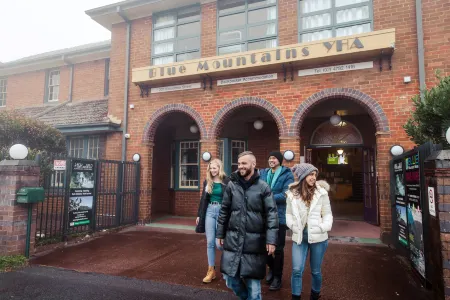 YHA Blue Mountains Katoomba Отели в г. Катумба