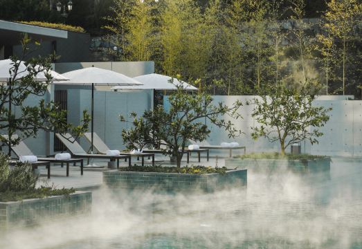 노쿠 교토 야외 수영장