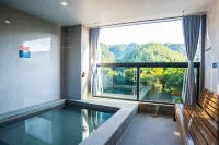 Bishuiwan Hot Spring Holiday Hotel