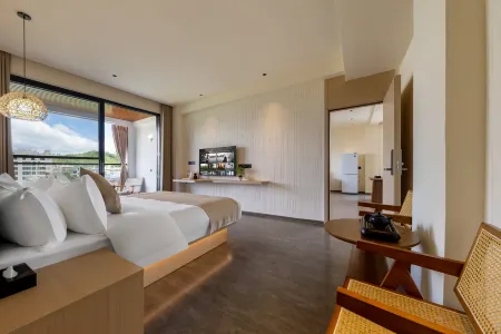 Mingyue Songjian Homestay (Heyuan Zijin Jiuhe Hot Spring) Отели рядом с достопримечательностью «Hot Spring»