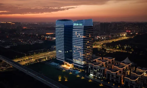 Xinyi Narada Grand Hotel