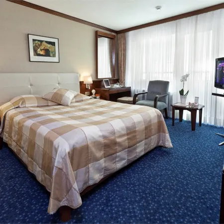 Hotel Best Отели рядом с достопримечательностью «Посольство США»