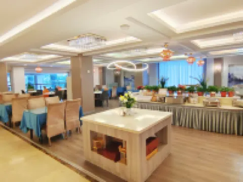 โรงแรมวิเอนนา (สาขา เซี่ยวยี่ ว่านต๋าพลาซ่า รัฐบาลเทศบาล) โรงแรมในเซี่ยวยี่