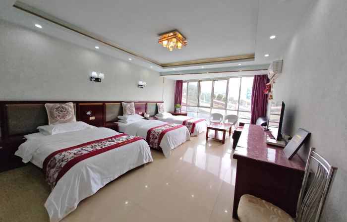 Yaxin Hotel