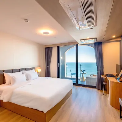 Hound Hotel Ulsan Hotels near Yupo Stone Beam