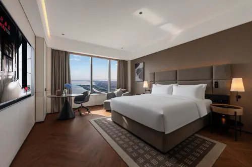 Qingdao May Fourth Square MixC IntercityHotel