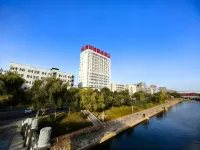 Anlu Mingbo Xinyi Hotel (Anlu Secondary Vocational School Branch) - 2-Star
