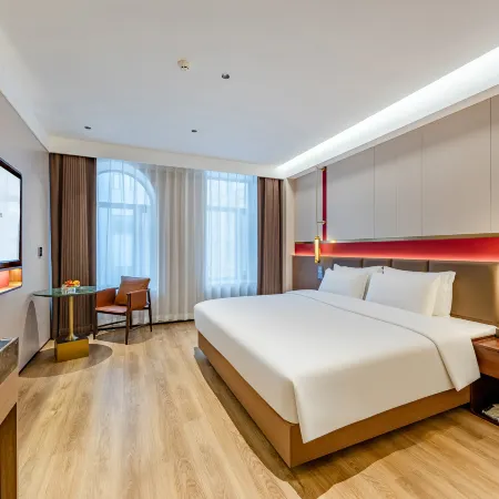 Rezen Huasheng Hotel (Harbin Central Avenue Flood Control Memorial Tower)