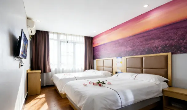 Yi nuo Apartment Hotel berhampiran Jinan University Shaw Sports Complex