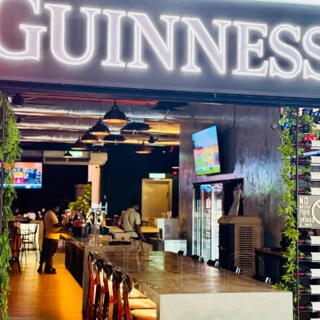 Island Plaza Seaview Family Suite l 5 Pax