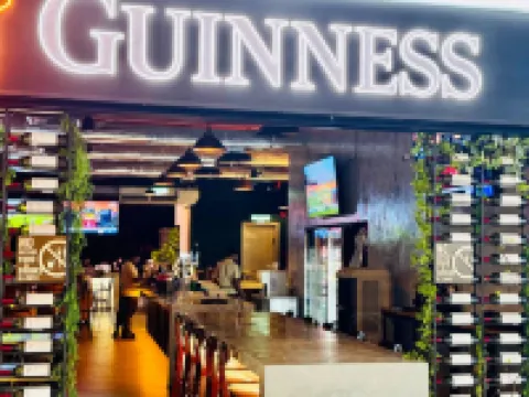 Island Plaza Seaview Family Suite l 5 Pax