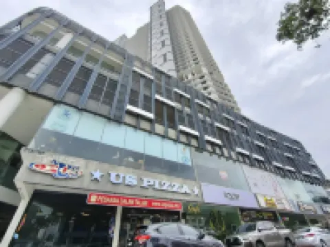 Landmark Seaview Cozy Family Suite w/Balcony•6 Pax