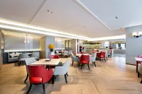 ECHENG Yicheng Hotel (Chongzuo South Station Aegean Shopping Center)