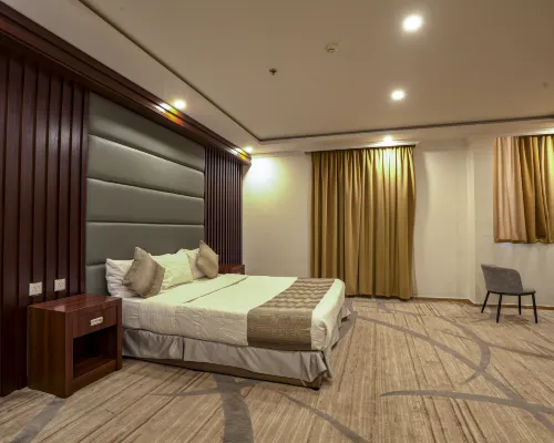 MG Crown Hotel 1 Hotels near Mount Uhud