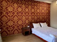 MEMORIES HOTEL Hotels in B'Lao